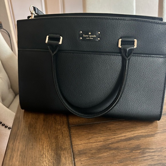 Kate Spade - Picture 2 of 4